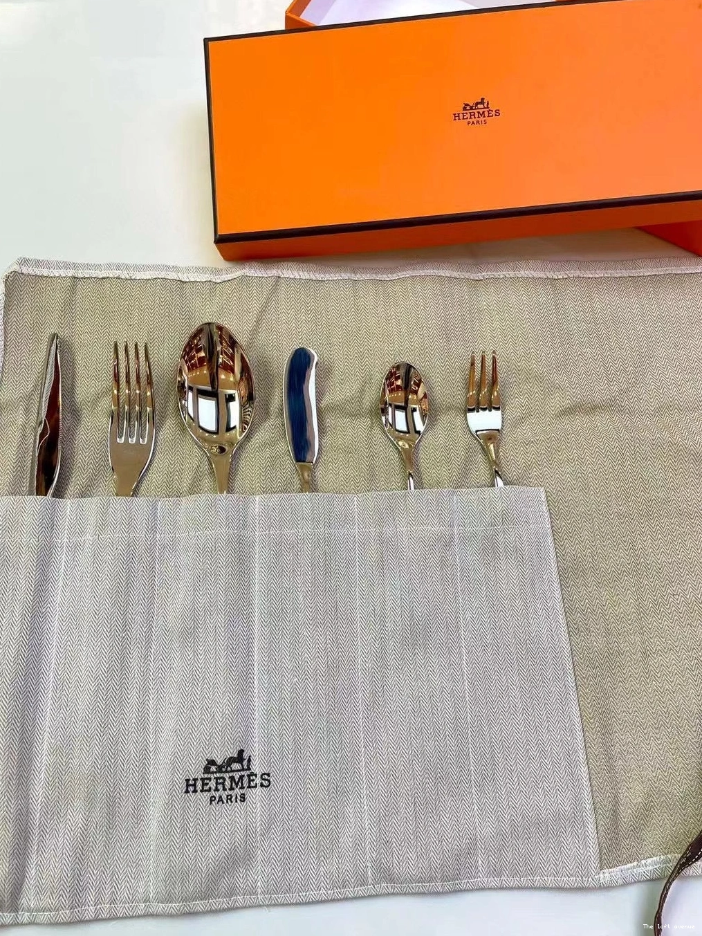 SET CUSTOM HERMES CUTLERY 2.0 0710